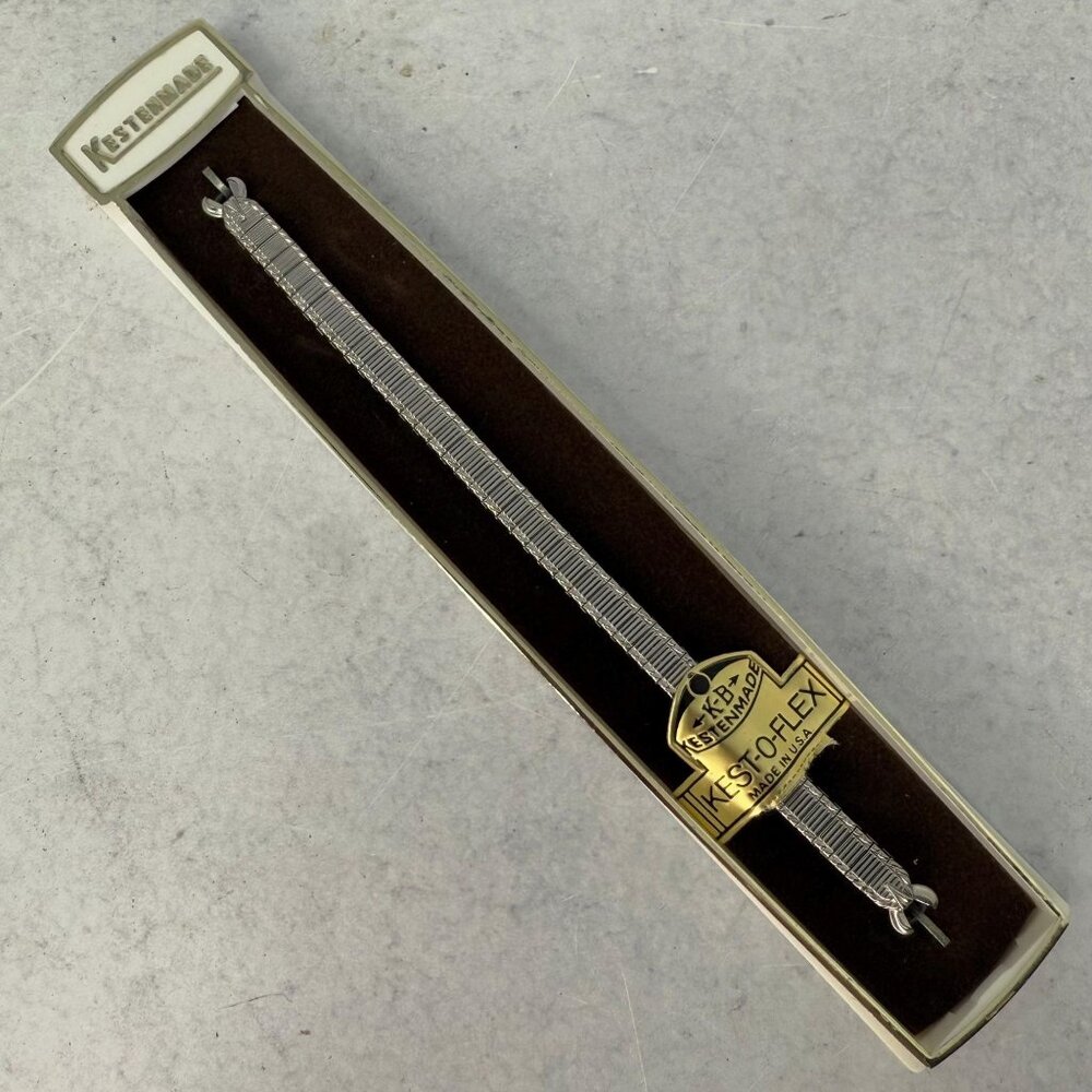 1970s New Old Stock Kestenmade Women's Stretch Link Watch Band Kest-o-flex